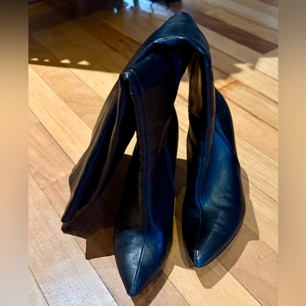 Essex glam boots. Color black. - Picture 5 of 5